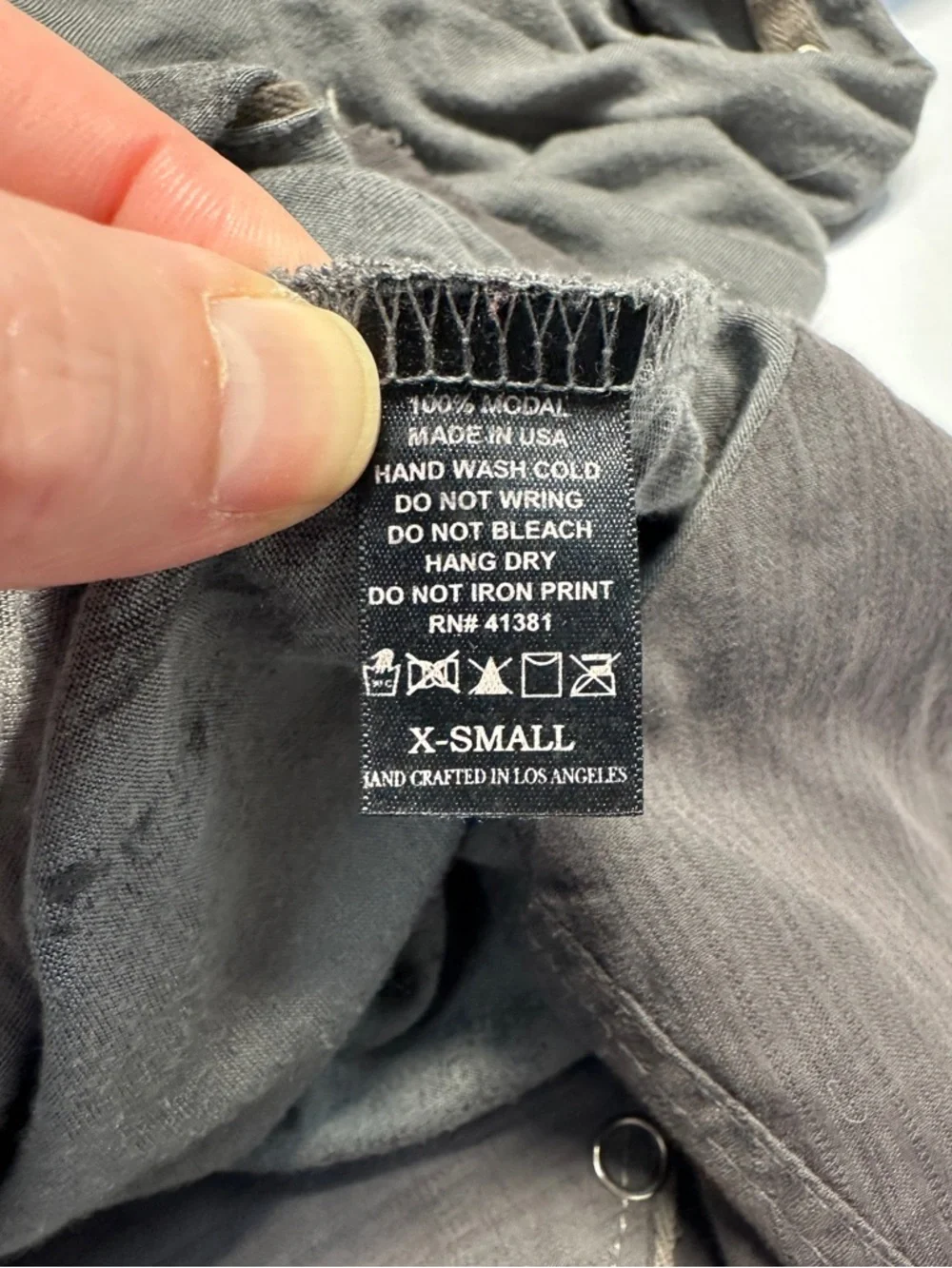 Salvage Y2K Grunge Gray Snap Button Rocker Punk Rivet Thrashed Thin Top XS - Picture 9 of 16